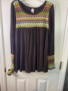 Sun n Moon Brown Long-Sleeve Top with Multicolor Embroidered Yoke Size Medium.